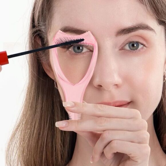 3pc 3 in 1 Eyeliner Guide Template - Picture 1 of 8